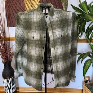 True Grit Plaid Flannel Shirt Jacket